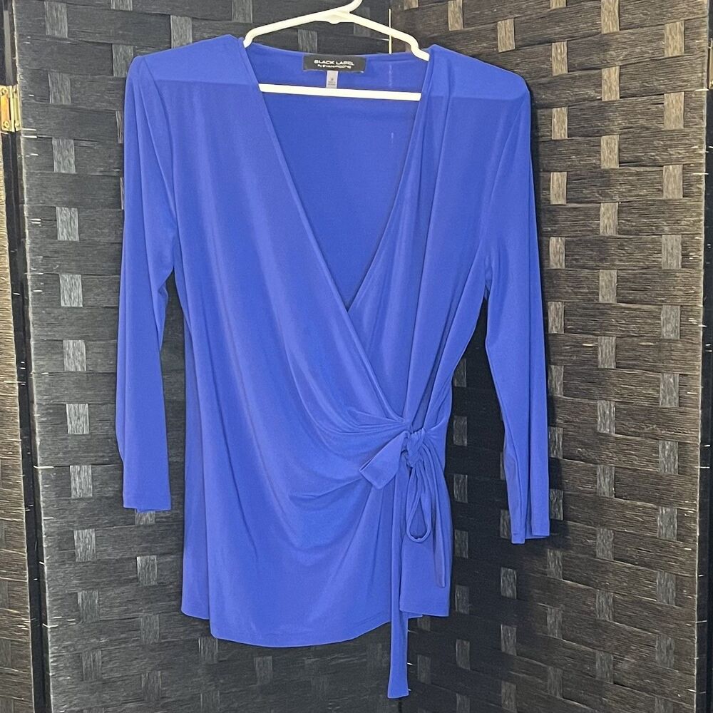 Black Label By Evan Picone Women's Blue Top Size M
